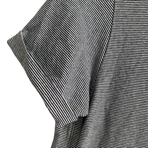 Soft Surroundings - Iris striped Navy and white soft tee size: S - Picture 3 of 5